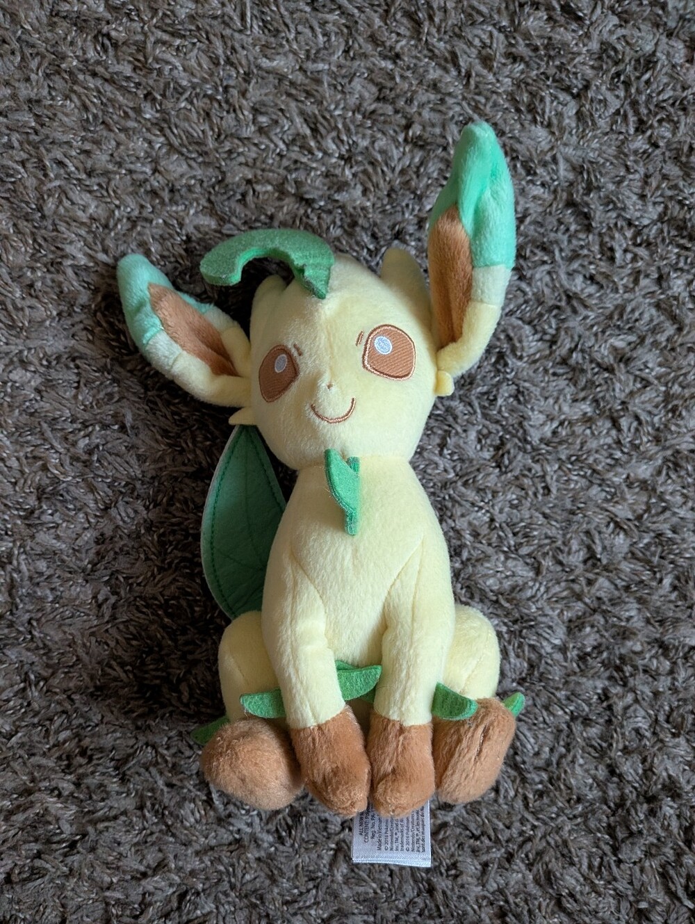 Pokemon XY Leafeon Evolution Official Tomy 9" Sitting Plush